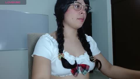 Snapshot of nicol_foxsex chatting on 03-01-26, 10:45 nicol online show from 03-01-26, 10:45