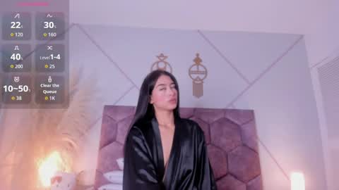 Snapshot of nicol_giraldo chatting on 05-09-26, 03:34 Nicol online show from 05-09-26, 03:34