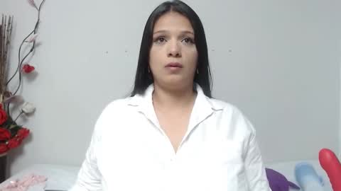 Snapshot of nicol_love0 chatting on 02-07-25, 01:15 Nicol online show from 02-07-25, 01:15