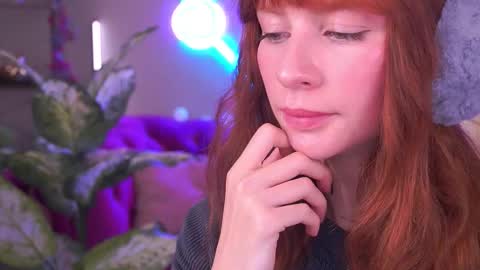 Nicol Moonn online show from 12-23-25, 07:28