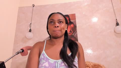 Nicol Villa online show from 01-17-25, 11:17