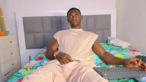 Snapshot of nicolaskan chatting on 05-27-26, 04:26 Nicolas online show from 05-27-26, 04:26