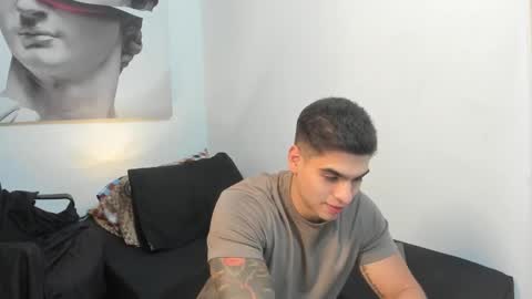 Snapshot of nicolasmuscle chatting on 12-20-24, 08:06 Andres online show from 12-20-24, 08:06