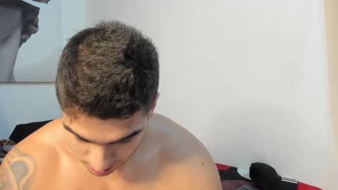 Snapshot of nicolasmuscle chatting on 01-08-25, 03:29 Andres online show from 01-08-25, 03:29