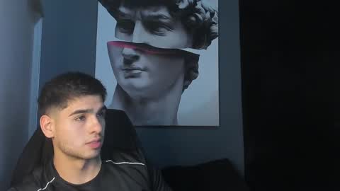 Snapshot of nicolasmuscle chatting on 09-16-25, 09:16 Andres online show from 09-16-25, 09:16