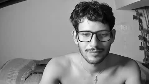Snapshot of nicolasrodrii chatting on 06-25-26, 05:12 nicolasrodrii online show from 06-25-26, 05:12