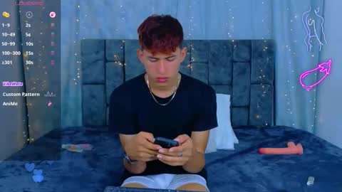nicolastorres__ online show from 04-07-26, 10:53