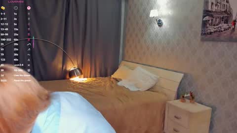 Snapshot of nicolavanderbie chatting on 11-14-25, 06:17 Nicoletta online show from 11-14-25, 06:17