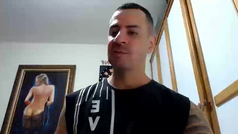 Snapshot of nicolay_74 chatting on 09-18-25, 03:47 Nicolay online show from 09-18-25, 03:47