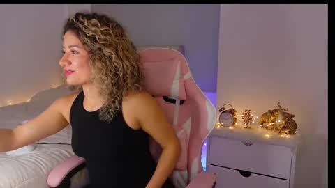 Nicol  online show from 03-05-26, 01:40