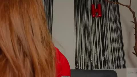 Snapshot of nicole_broown chatting on 05-13-26, 09:22 Nicole online show from 05-13-26, 09:22