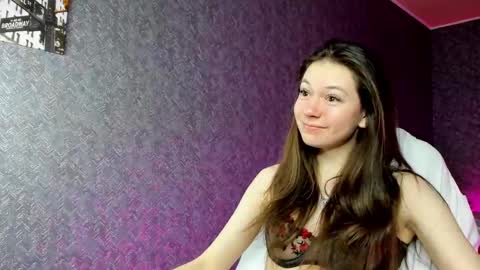 GMT7TueWedThSu 0300am-0900am. Sa 1000am-0400pm online show from 12-26-24, 03:27