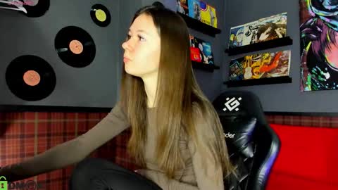 GMT7TueWedThSu 0300am-0900am. Sa 1000am-0400pm online show from 01-13-26, 11:54