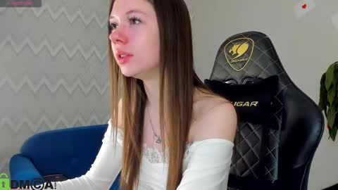 GMT7TueWedThSu 0300am-0900am. Sa 1000am-0400pm online show from 03-17-26, 11:52