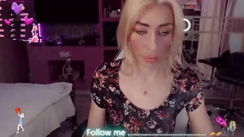 Nicole online show from 07-19-26, 08:12