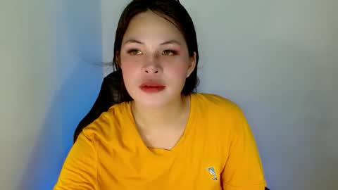 nicole_kiss01 online show from 10-05-25, 07:50