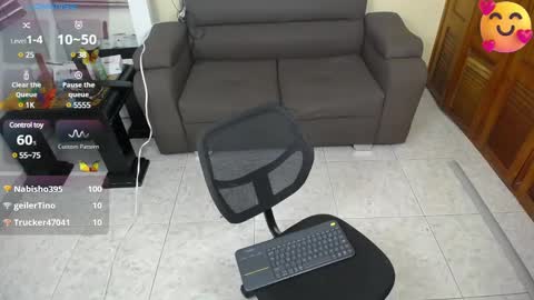 Nicole Santana online show from 01-20-25, 11:32