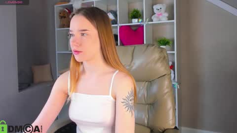 Nicole  My schedule for the week 2 GMT  9am-15pm  Mo Tu Th Fr online show from 03-16-26, 01:11