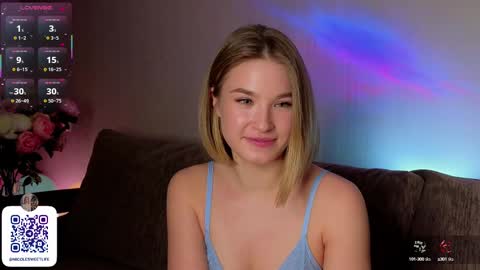 Snapshot of nicole_w00 chatting on 02-28-25, 08:28 Nicole online show from 02-28-25, 08:28