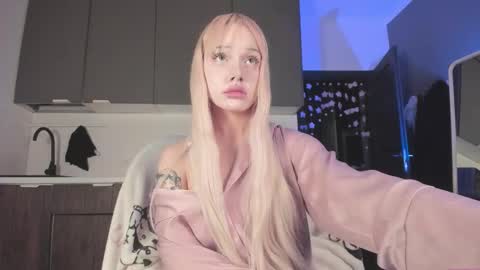 Mary online show from 02-24-26, 05:16