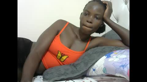 Snapshot of nicoleberry254 chatting on 09-10-25, 12:27 nicoleberry254 online show from 09-10-25, 12:27