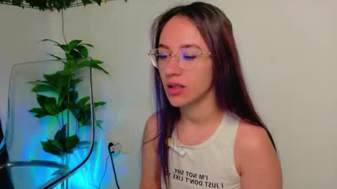 nicoleirisxxx online show from 03-25-26, 06:19