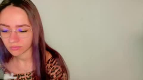 nicoleirisxxx online show from 04-03-26, 05:16