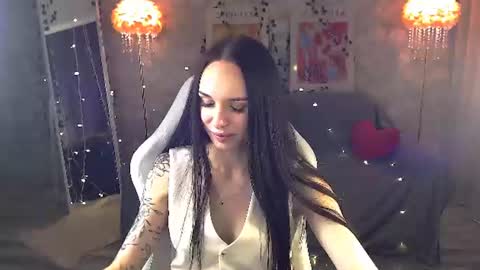 Snapshot of nicolemerz chatting on 06-12-26, 03:44 Nicole online show from 06-12-26, 03:44