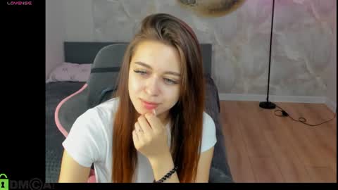 Snapshot of nicolerossss chatting on 08-02-26, 02:10 NicoleRossss online show from 08-02-26, 02:10