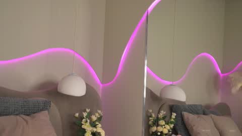 Snapshot of nicolespace chatting on 07-13-26, 04:04 Nicole Space online show from 07-13-26, 04:04