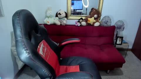 Nicolettcolin  online show from 12-09-24, 11:24