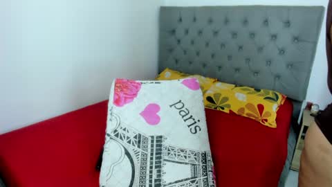 Snapshot of nicolewind_ chatting on 06-28-26, 05:30 ELIZABETH online show from 06-28-26, 05:30