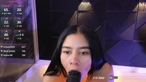 Nicoll  Independent model online show from 12-10-24, 06:28