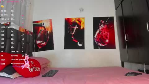 Snapshot of nicolle_hanks1 chatting on 06-23-26, 02:09 nicolle_hanks1 online show from 06-23-26, 02:09