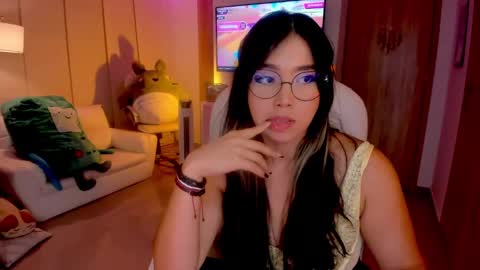 Snapshot of nicollemeyer chatting on 01-16-25, 09:16 Nicolle Go to Visit online show from 01-16-25, 09:16