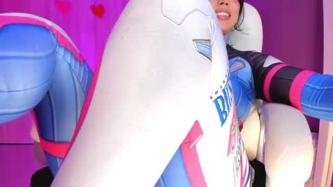 Snapshot of nicollemeyer chatting on 05-22-26, 07:15 Nicolle Go to Visit online show from 05-22-26, 07:15