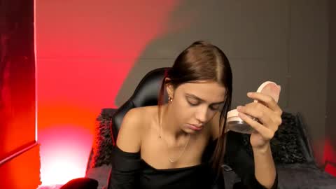 Nicol online show from 11-30-25, 08:24