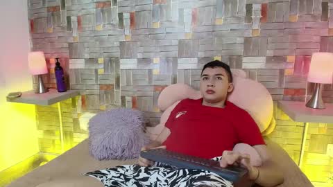 nicoo_2036 online show from 09-21-25, 01:46