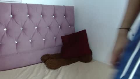 nicoo_2036 online show from 09-27-25, 02:33