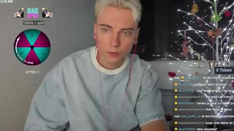 NicoSlowmoo online show from 12-14-25, 01:44
