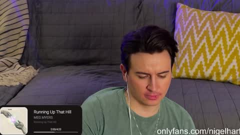 Snapshot of nigelhart chatting on 01-09-25, 12:25 Nigel Hart online show from 01-09-25, 12:25