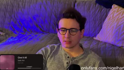 Snapshot of nigelhart chatting on 01-21-25, 01:29 Nigel Hart online show from 01-21-25, 01:29