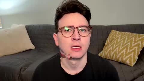 Snapshot of nigelhart chatting on 03-11-25, 12:54 Nigel Hart online show from 03-11-25, 12:54