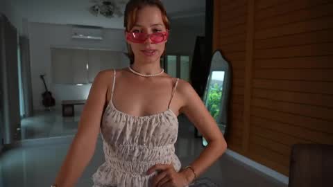 Snapshot of night_jelly chatting on 06-07-26, 11:14 Aurora online show from 06-07-26, 11:14
