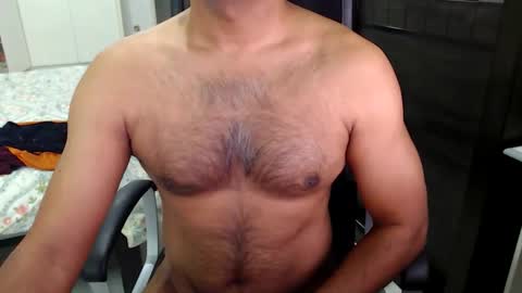 Snapshot of night_rider09711 chatting on 12-17-24, 07:40 night_rider09711 online show from 12-17-24, 07:40