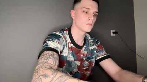 Max online show from 12-19-25, 07:10