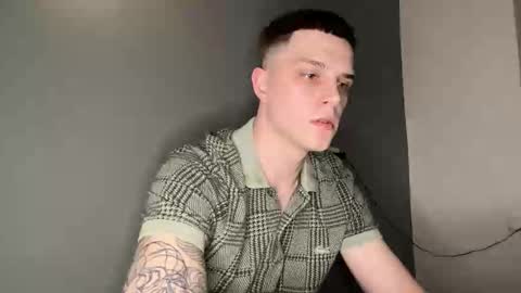 Max online show from 12-21-25, 07:10