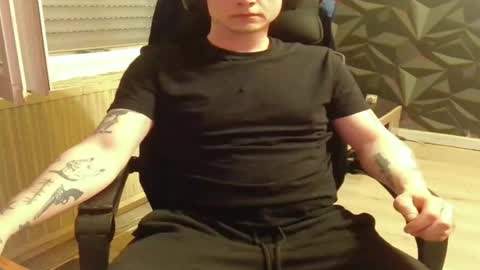 niglo620 online show from 04-18-26, 06:12