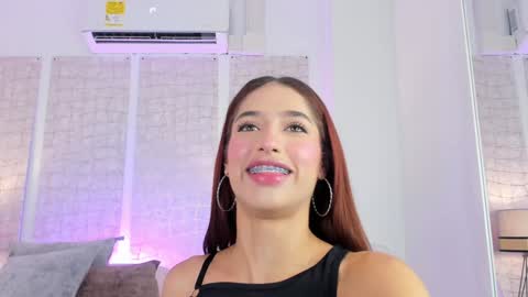 Niicole online show from 01-28-25, 05:14