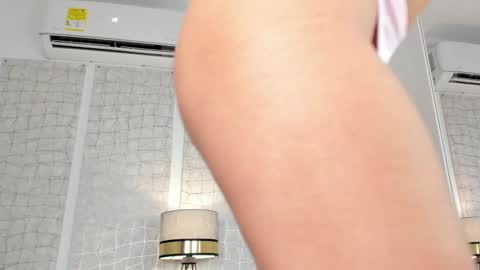 Niicole online show from 09-24-25, 09:29